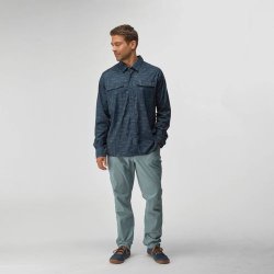 NRS Men�s Long-Sleeve Guide Shirt Navy Kayak 