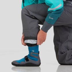  NRS | WOMENs NAVIGATOR GTX COMFORT-NECK DRYSUIT AQUA