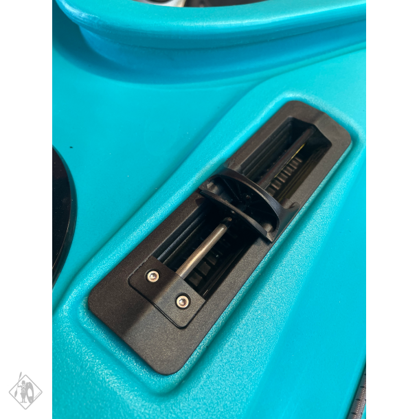P &amp; H Skeg Slider Button &amp; Box